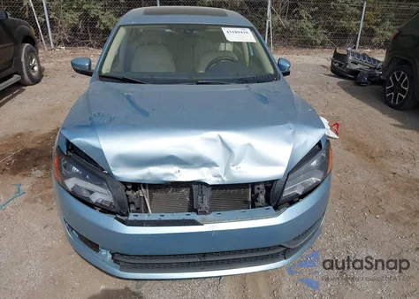 2013 Volkswagen Passat 2.5L Se from USA, damaged, VIN 1VWBP7A38DC117333